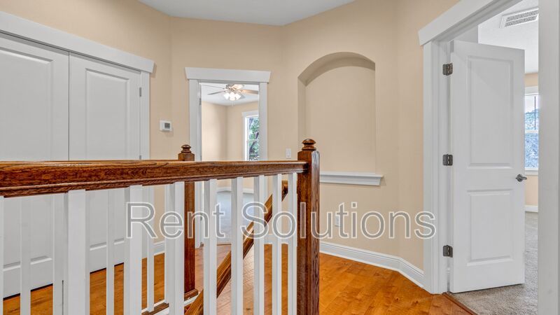 Beautiful 4BR/4BA two-story South Tampa Home with 2 Car Garage in Plant District property image