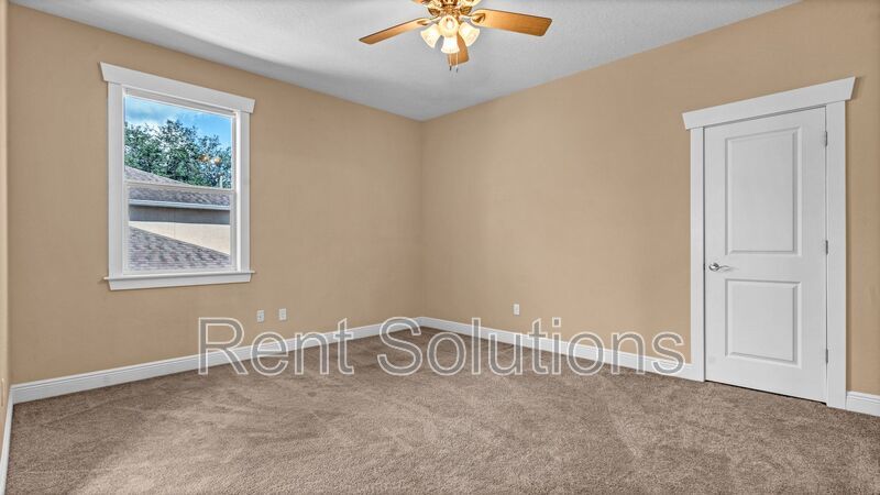 Beautiful 4BR/4BA two-story South Tampa Home with 2 Car Garage in Plant District property image