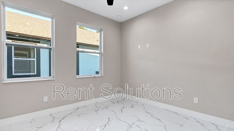 Newer Construction 4bedroom/3bathroom Home Available 2/15/26 in North St Pete! property image