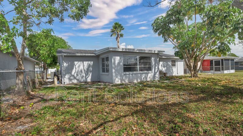 Renovated 3/2 Port Richey Home property image