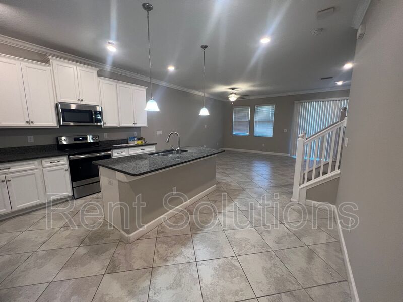 3BD/2.5BTH Townhome with Resort Style Amenities! property image