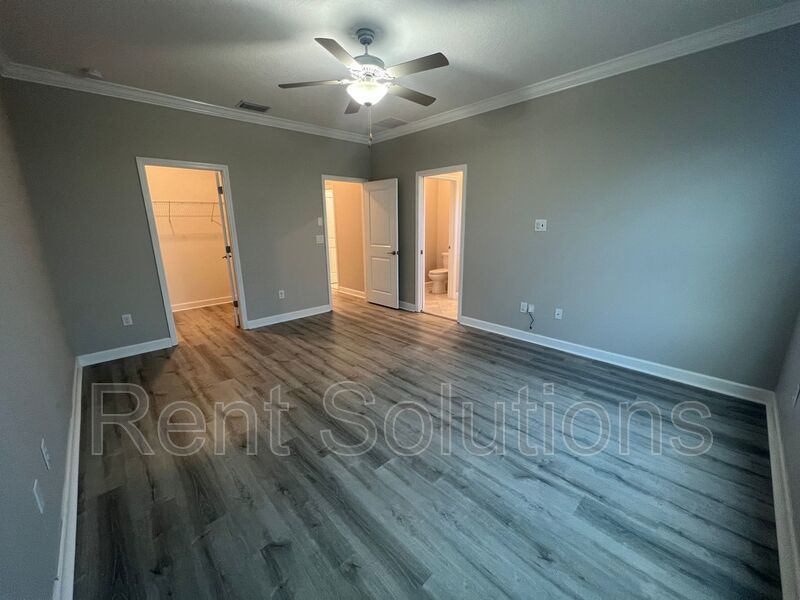 3BD/2.5BTH Townhome with Resort Style Amenities! property image