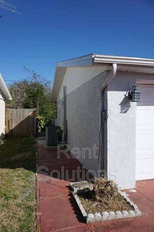 Charming 2/2 Home in Holiday, Florida - Seconds from US Highway 19! property image