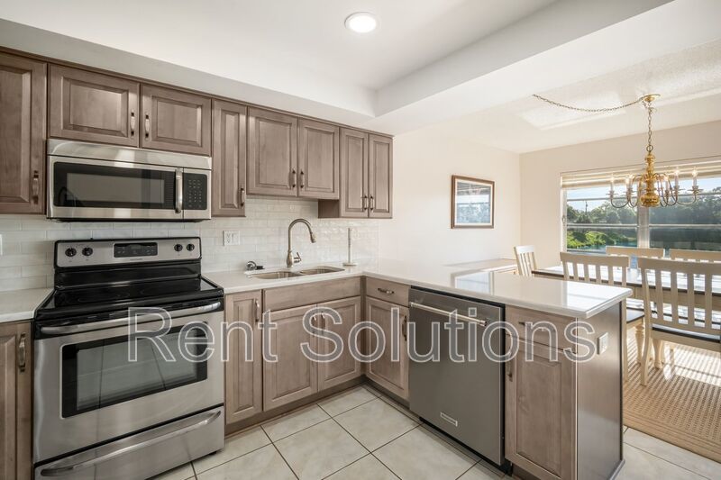 Octover Move-In Special! Furnished or Unfurnished 2BR/2BA Condo in Premier 55+ Penthouse Groves Community! property image