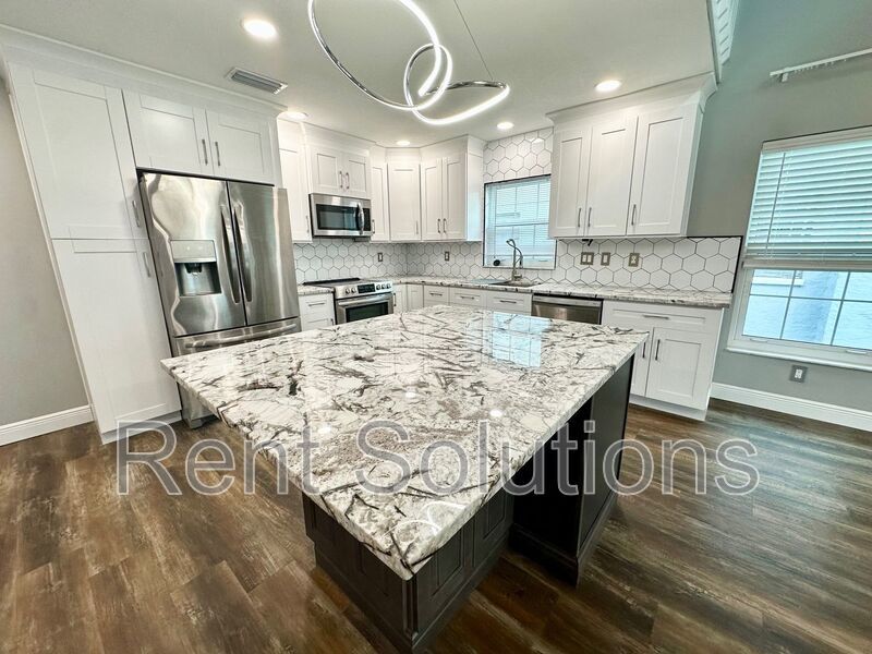 Hidden Gem Townhome: Renovated Home with Smart Capability in Prime Location with Luxury Amenities! property image