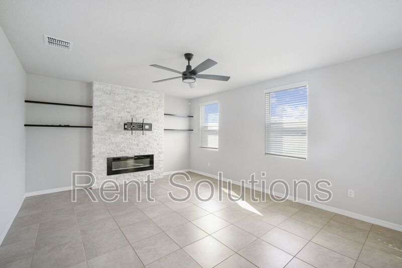 Gorgeous 4/3 Home property image