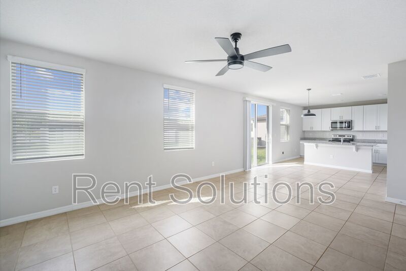 Gorgeous 4/3 Home property image