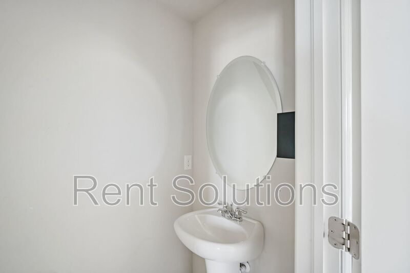 Gorgeous 4/3 Home property image