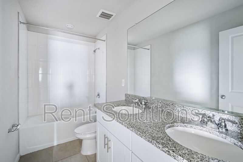 Gorgeous 4/3 Home property image