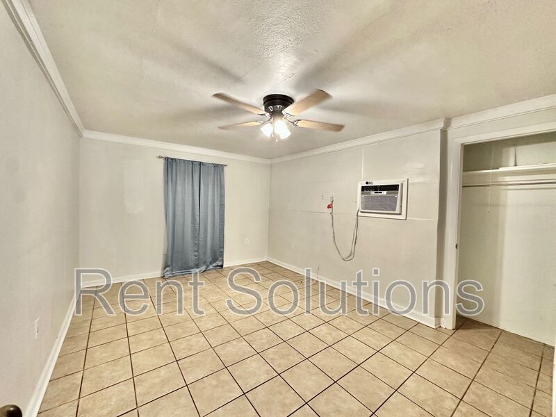 FANTASTIC 3BR/2BA HOME IN DUNEDIN AVAILABLE NOW! property image