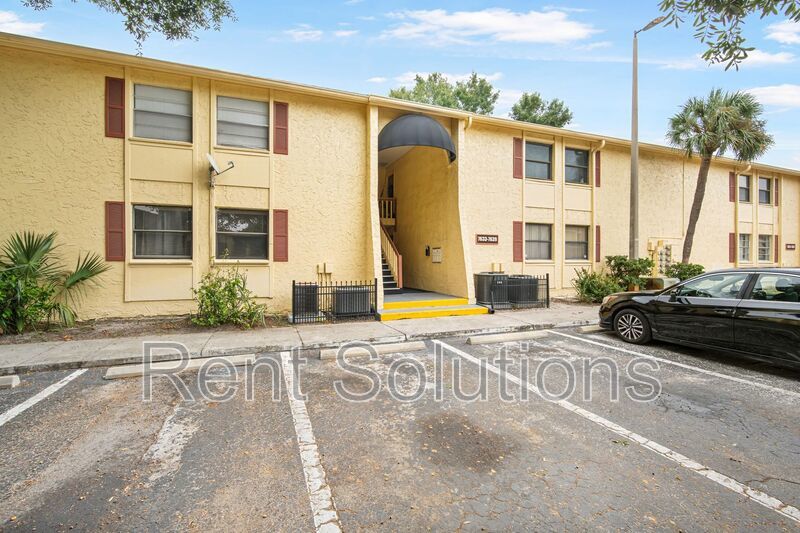 Affordable 3/2 in the Heart of Town And Country property image