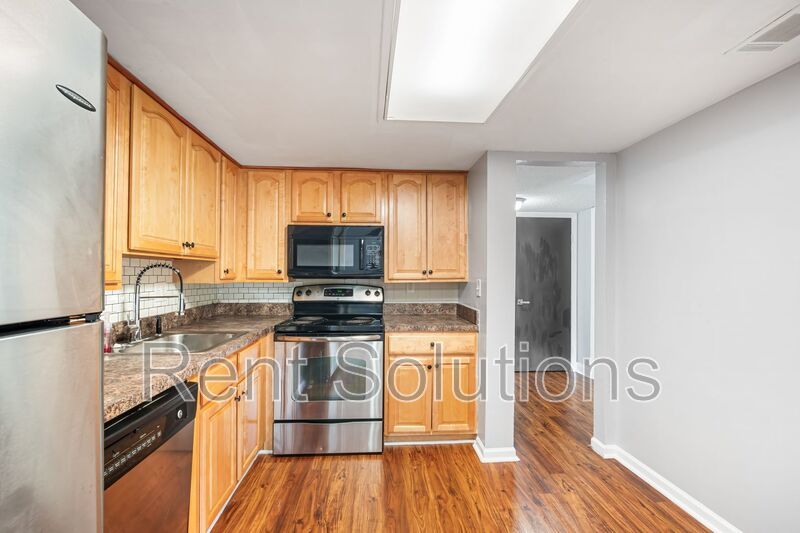 Affordable 3/2 in the Heart of Town And Country property image