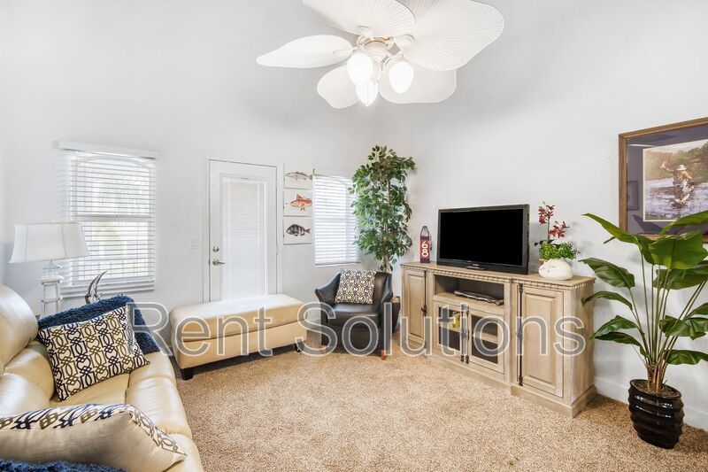 Waterfront Luxury Living Awaits! property image