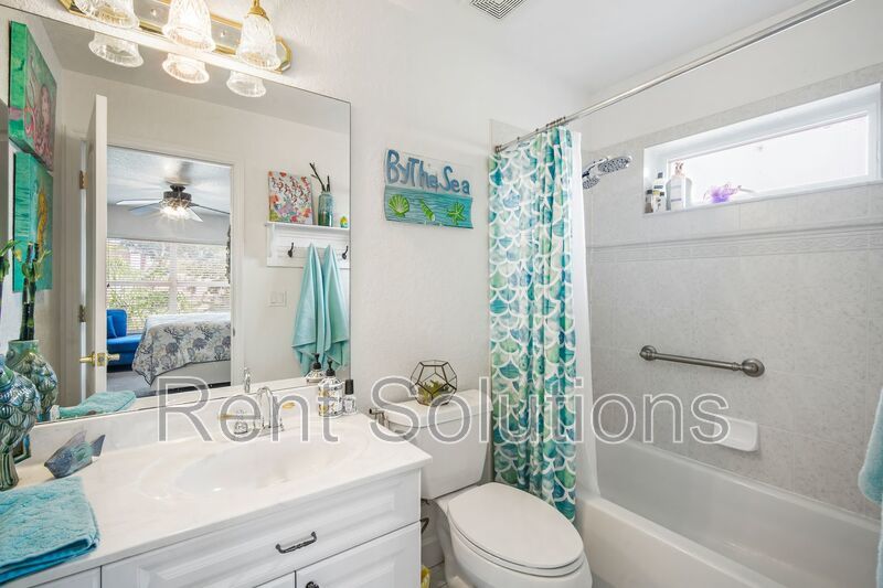 Waterfront Luxury Living Awaits! property image