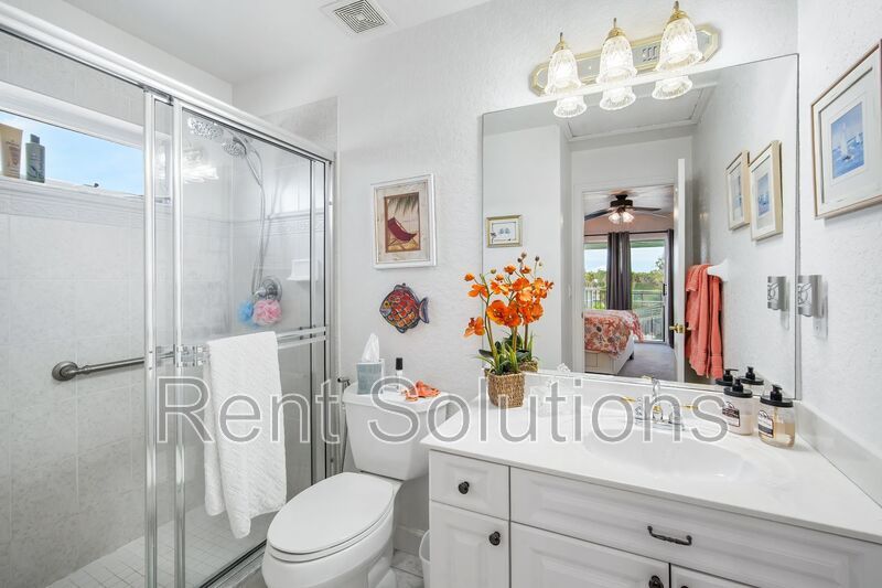 Waterfront Luxury Living Awaits! property image