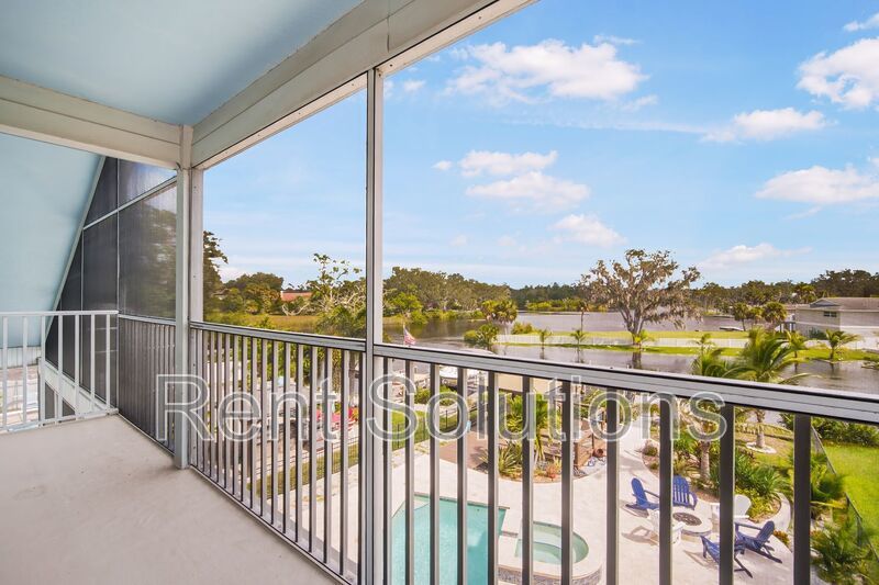 Waterfront Luxury Living Awaits! property image