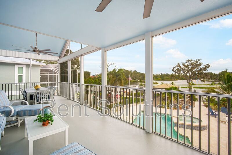 Waterfront Luxury Living Awaits! property image