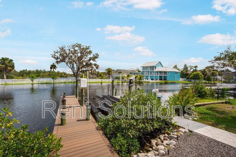 Waterfront Luxury Living Awaits! property image