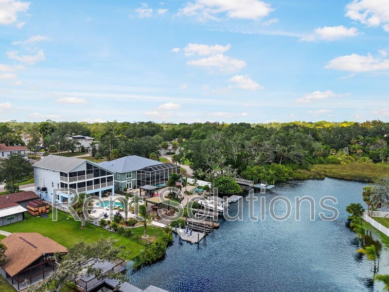 Waterfront Luxury Living Awaits! property image