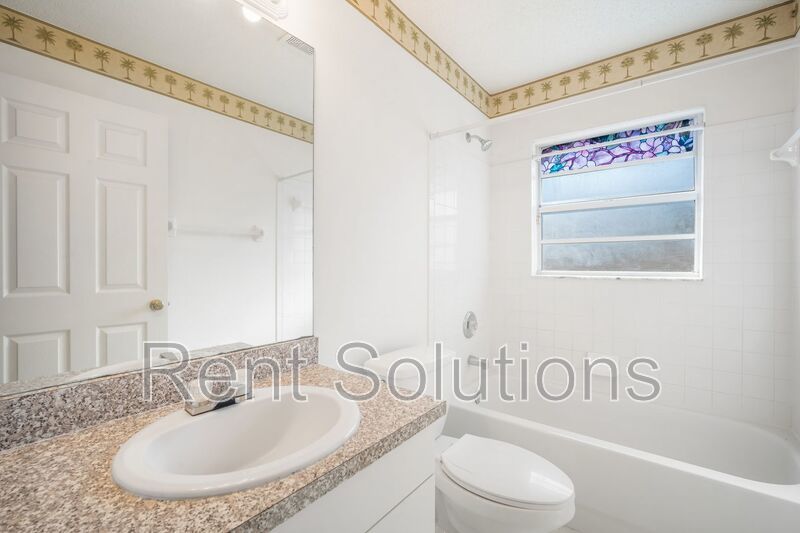 Cozy 3-Bedroom Home in St. Petersburg! property image