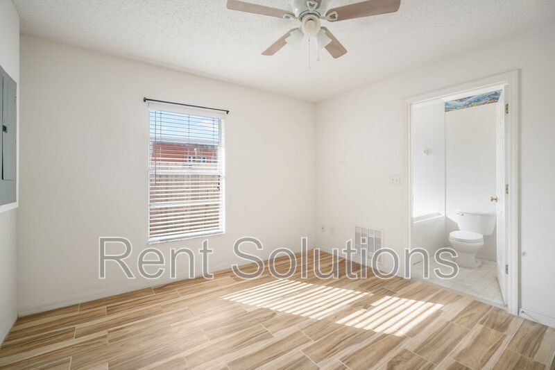 Cozy 3-Bedroom Home in St. Petersburg! property image