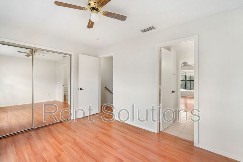Beautiful Updated 2/1.5 Condo property image