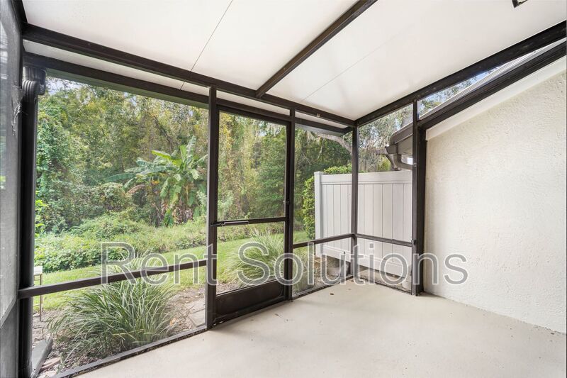 Beautiful Updated 2/1.5 Condo property image