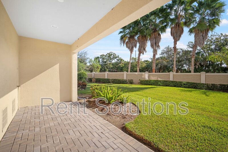 Stunning 3-Bedroom Townhome in Rocky Point – Modern Living Minutes from Westshore! property image