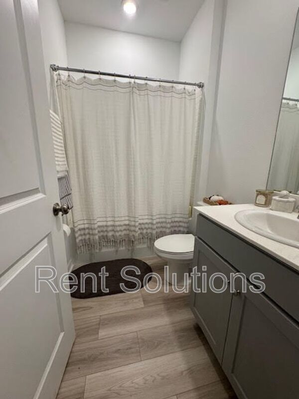 Stunning Rental Home with Modern Upgrades and Spacious Layout property image