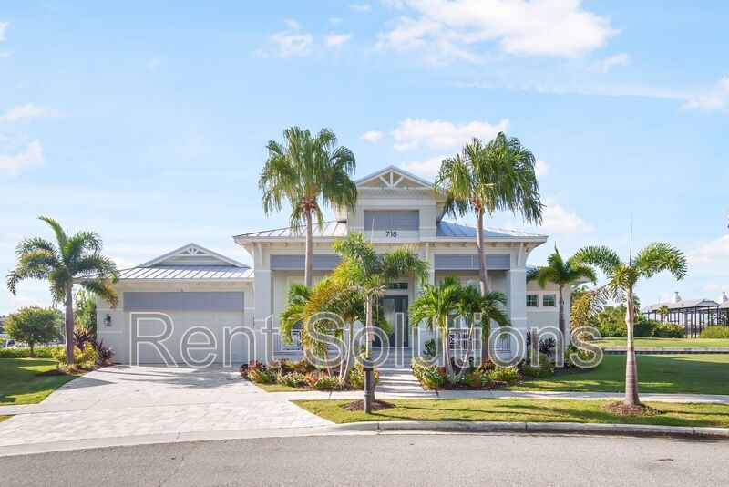 Waterfront Custom Luxury Living in MiraBay property image