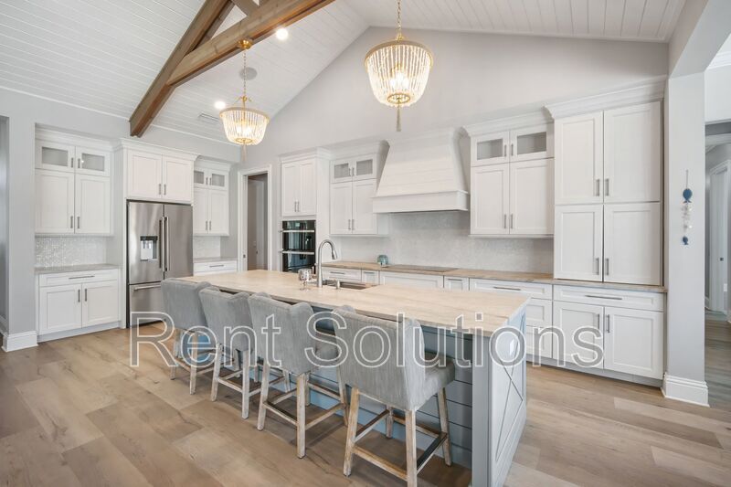 Waterfront Custom Luxury Living in MiraBay property image