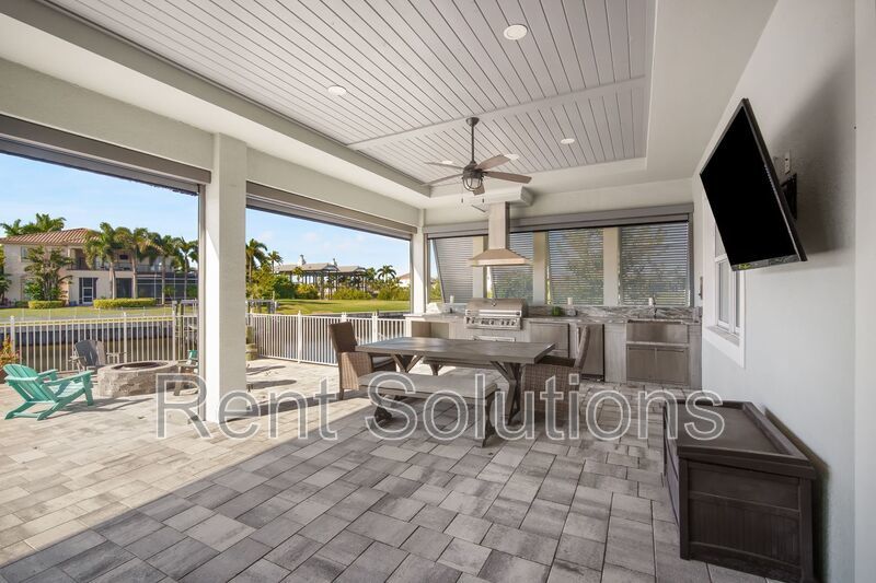 Waterfront Custom Luxury Living in MiraBay property image