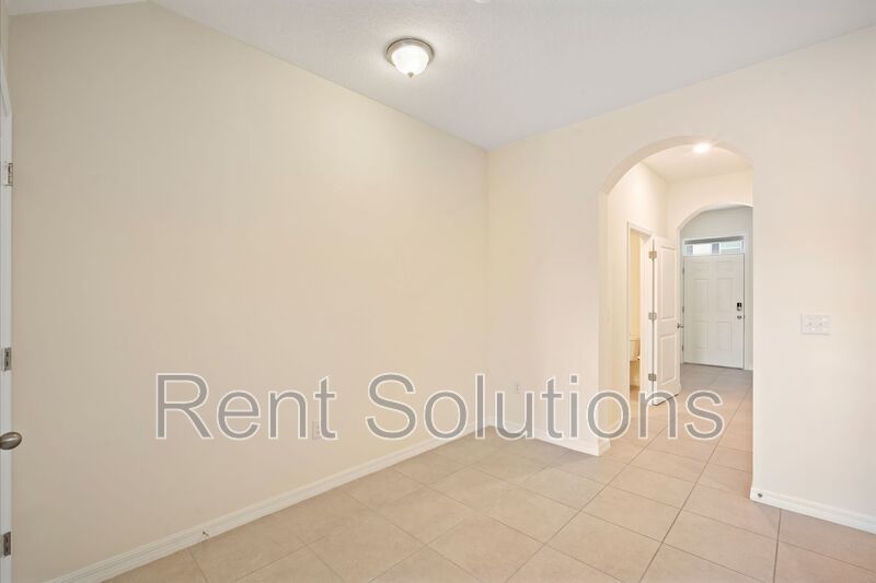 Charming 3-Bed, 2.5-Bath Townhome in Gated Community property image