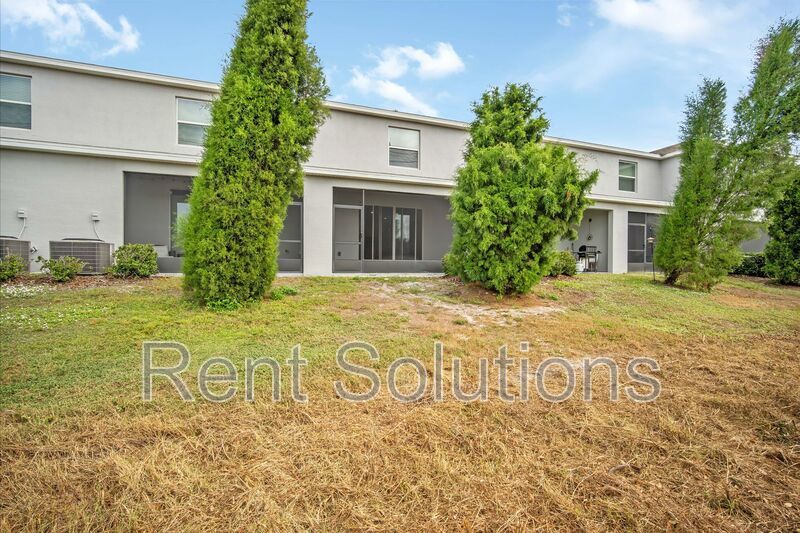 Charming 3-Bed, 2.5-Bath Townhome in Gated Community property image