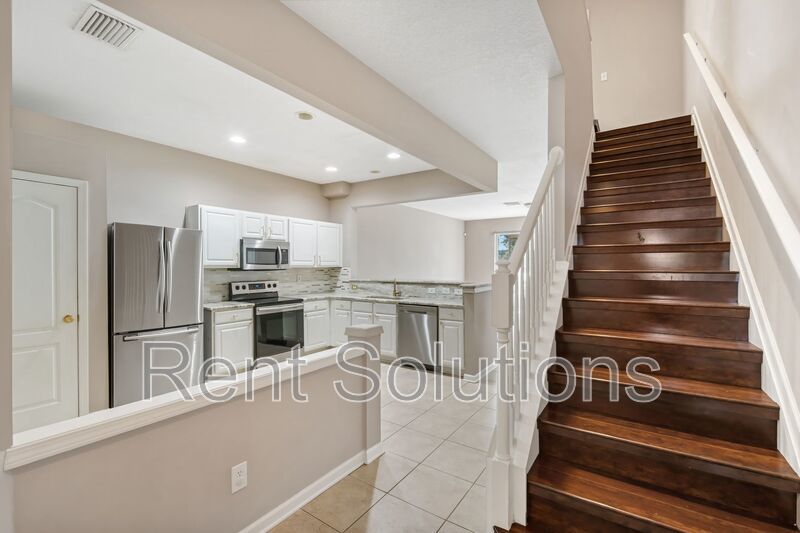 Beautiful 3-Bedroom Townhome in Gated Solana Bay Community property image