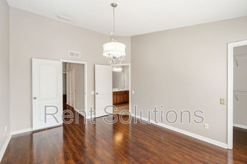 Beautiful 3-Bedroom Townhome in Gated Solana Bay Community property image