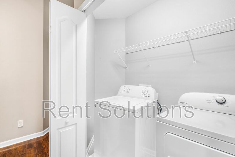 Beautiful 3-Bedroom Townhome in Gated Solana Bay Community property image