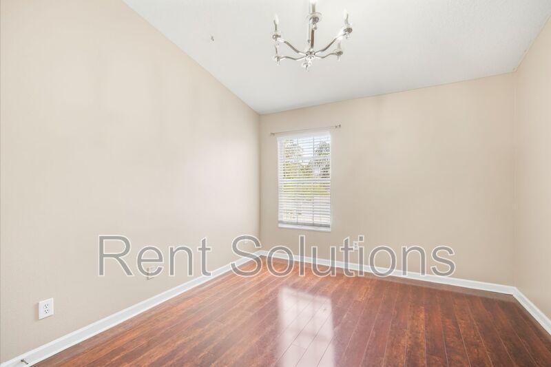 Beautiful 3-Bedroom Townhome in Gated Solana Bay Community property image