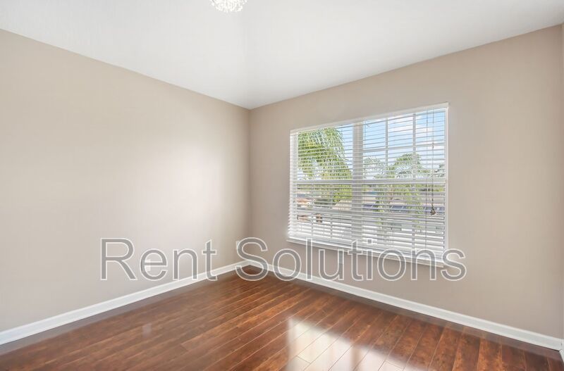 Beautiful 3-Bedroom Townhome in Gated Solana Bay Community property image