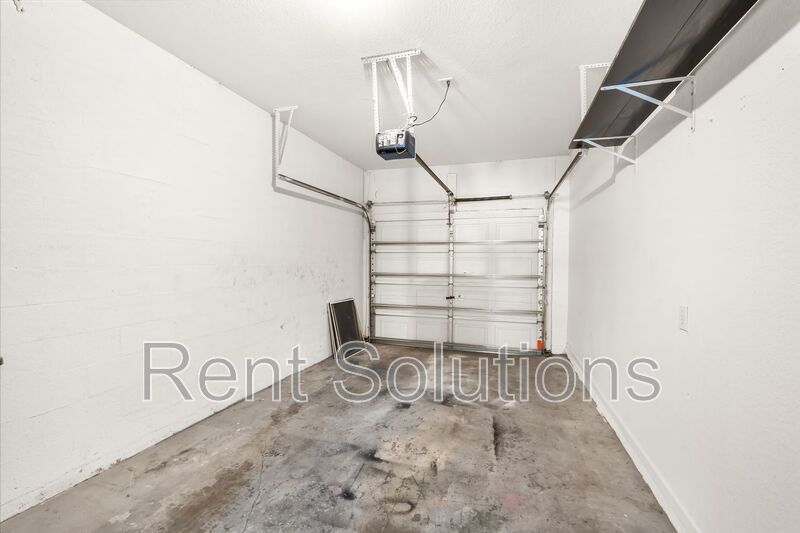 Beautiful 3-Bedroom Townhome in Gated Solana Bay Community property image