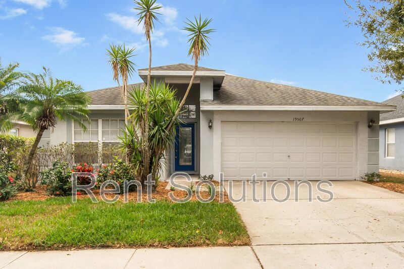 Beautiful 3BR/2BA home with 2 car garage in Villa Rosa! property image