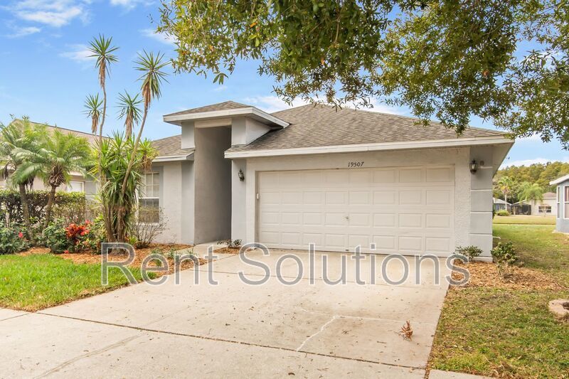 Beautiful 3BR/2BA home with 2 car garage in Villa Rosa! property image