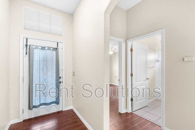 Beautiful 3BR/2BA home with 2 car garage in Villa Rosa! property image