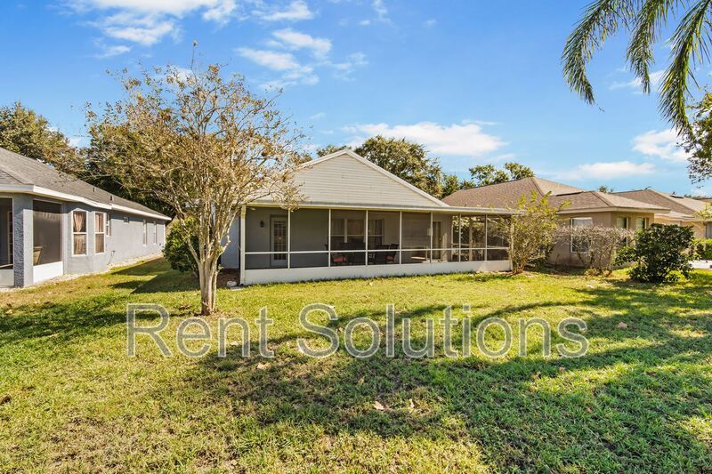 Beautiful 3BR/2BA home with 2 car garage in Villa Rosa! property image