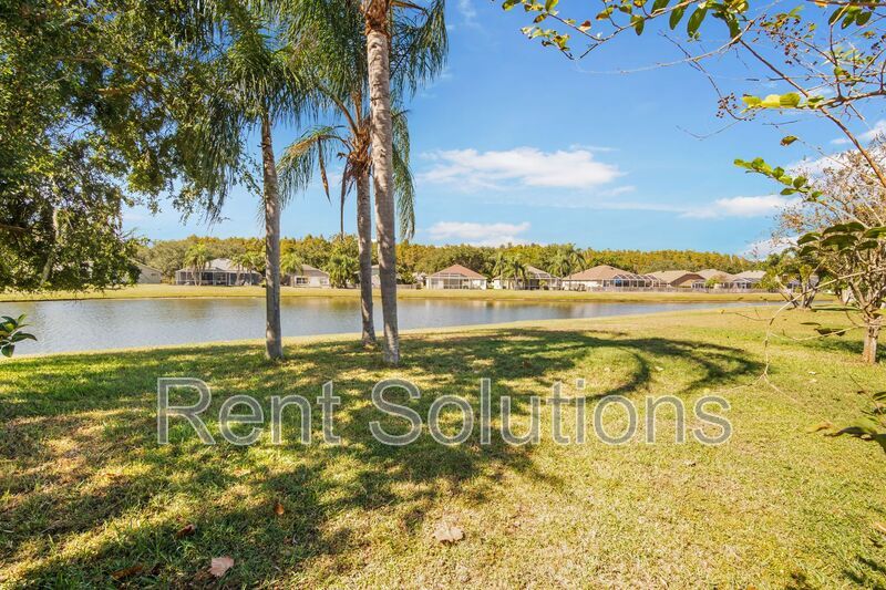 Beautiful 3BR/2BA home with 2 car garage in Villa Rosa! property image