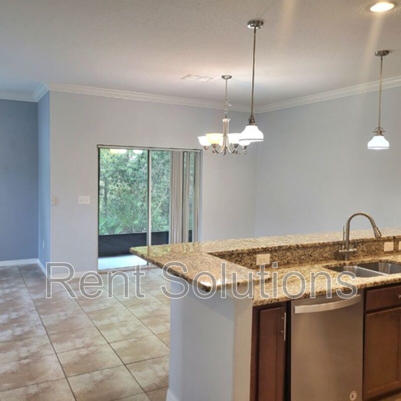 STUNNING CORNER 3 Beds/ 2.5 Bths Townhome situated on a conservation  in desirable Hammocks Community! property image