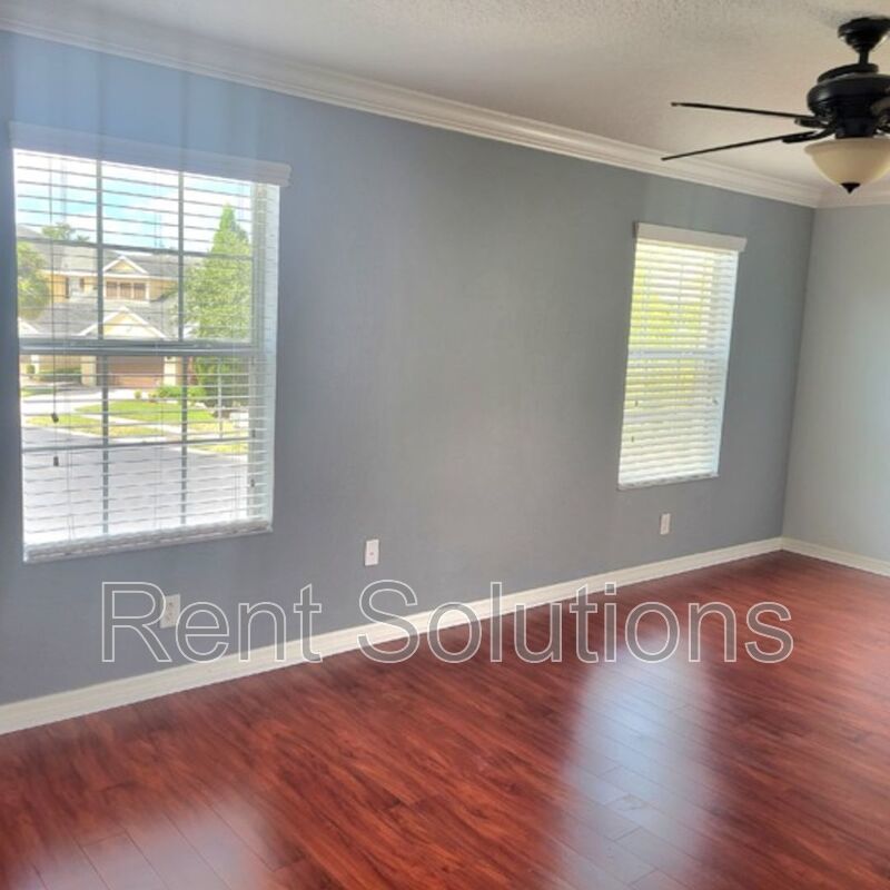 STUNNING CORNER 3 Beds/ 2.5 Bths Townhome situated on a conservation  in desirable Hammocks Community! property image