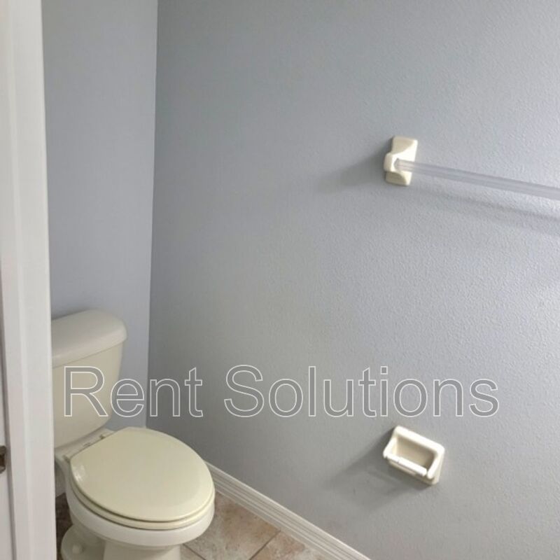 STUNNING CORNER 3 Beds/ 2.5 Bths Townhome situated on a conservation  in desirable Hammocks Community! property image