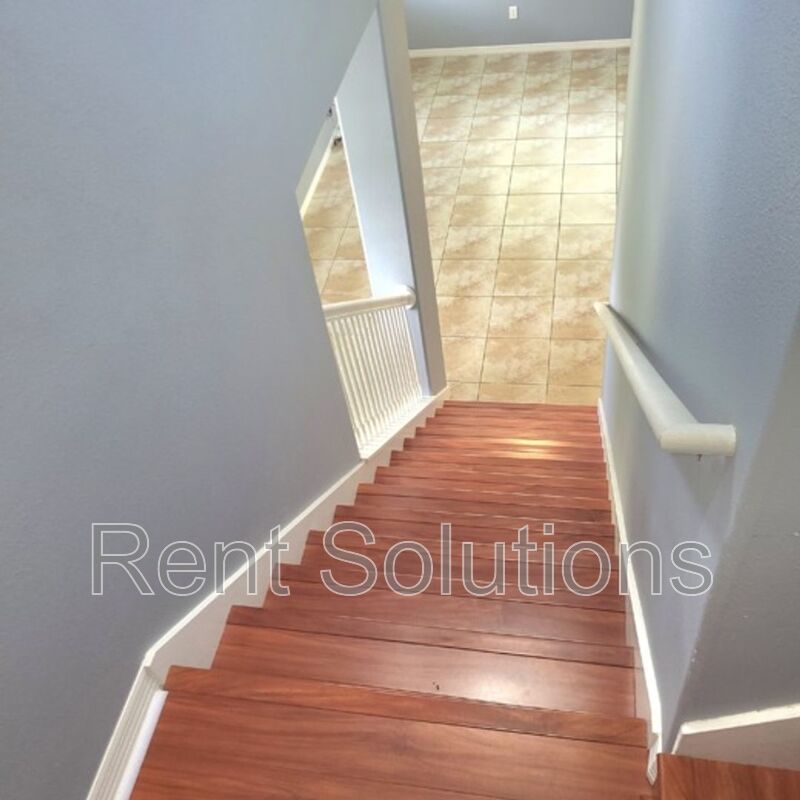 STUNNING CORNER 3 Beds/ 2.5 Bths Townhome situated on a conservation  in desirable Hammocks Community! property image