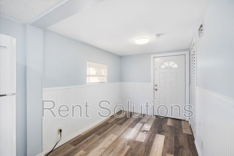 Charming 2 Bed, 2 Bath Newly Remodeled Home Corner Lot in St. Pete! property image